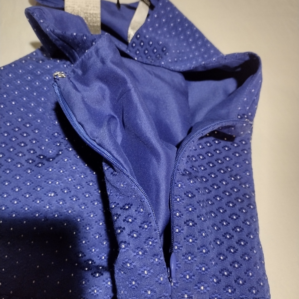 Kensie Cobalt Blue and White Sweetheart Neck Line Midi Dress - Picture 6 of 16